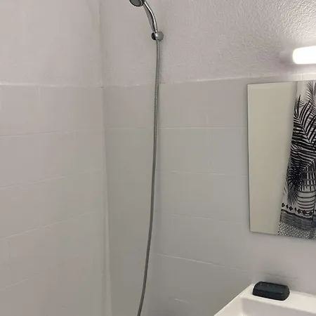 Lumineux Avec Vue Mer, Plage A 100m, La Rochelle - 2 A 4 Personnes - Fr-1-246-684 *